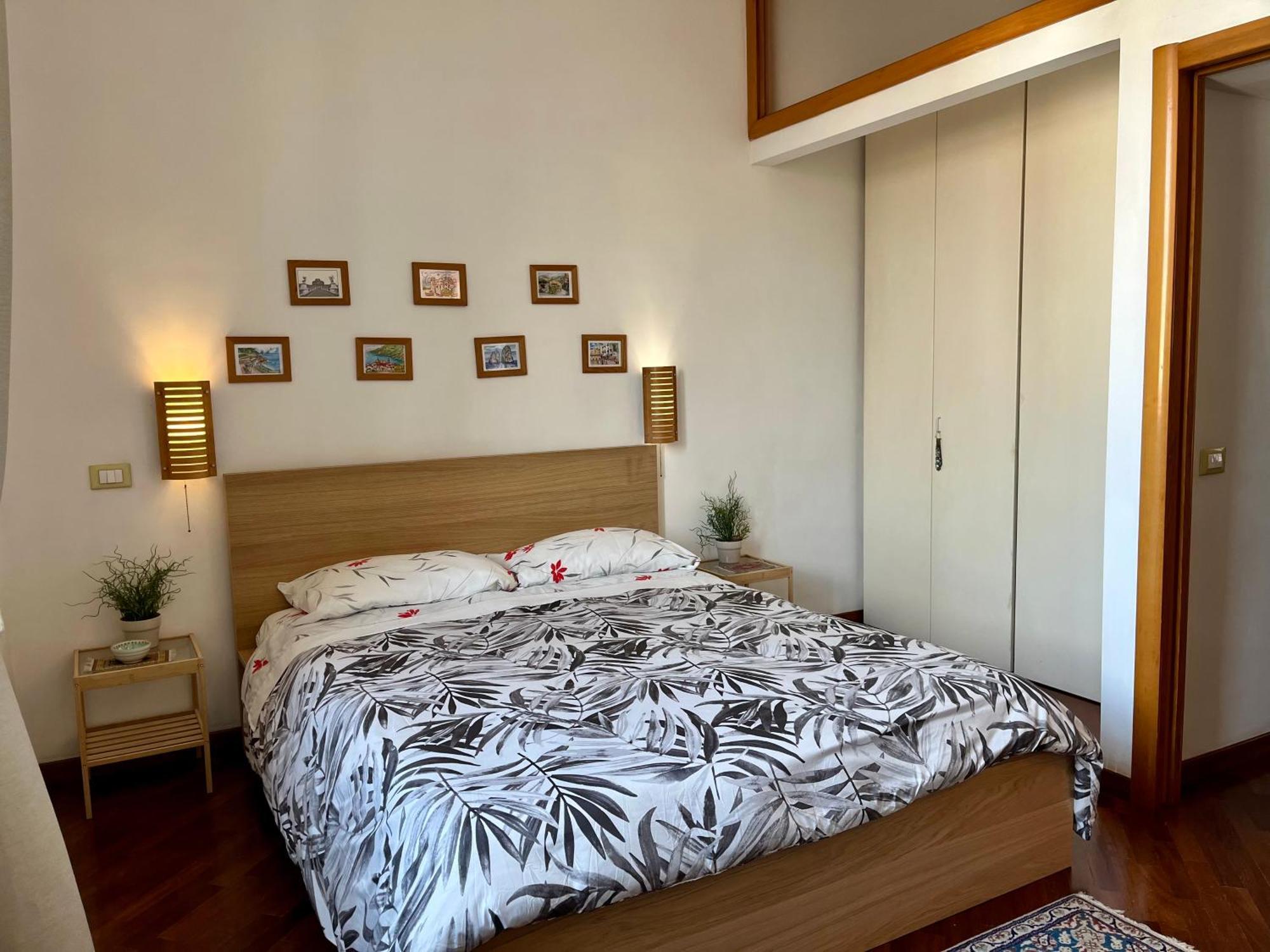 Casa Vacanze Seahorse Salerno Exterior foto